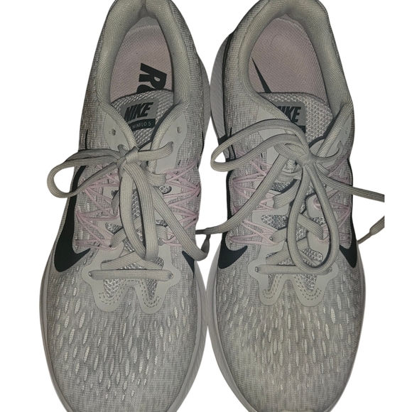 Nike Women's White Air Zoom Winflow 5 Running Shoe Size 8 - Picture 2 of 10
